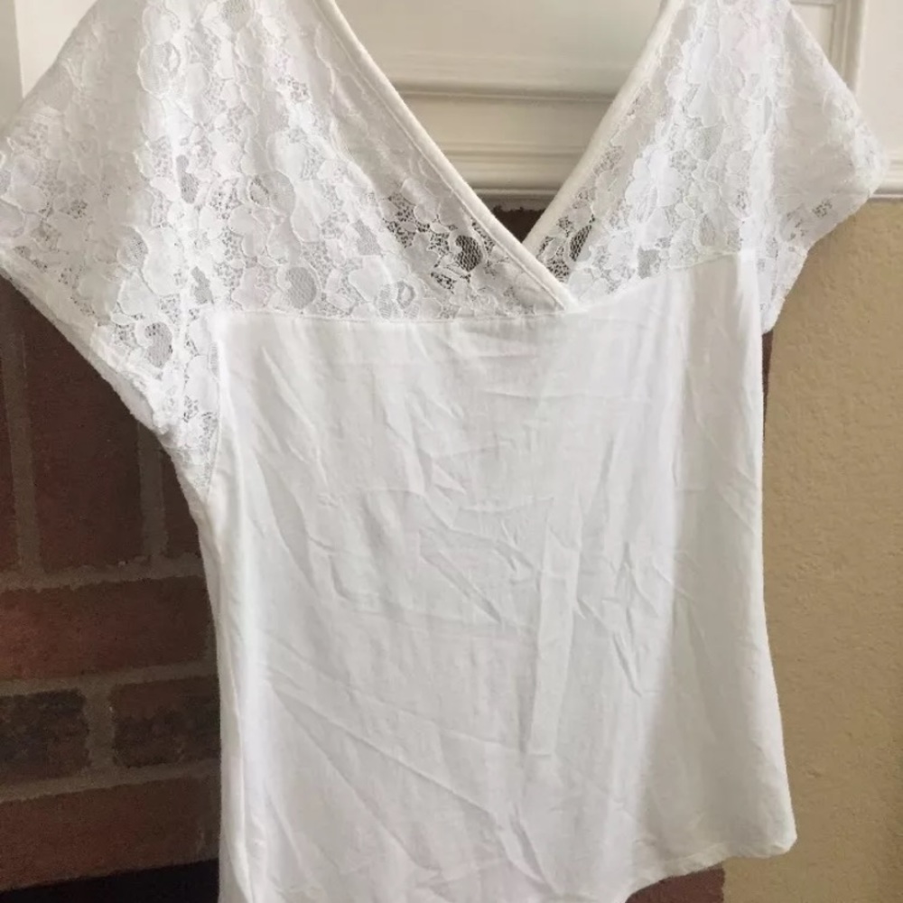 Express White Lace Flora Shirt Small Blouse - Picture 5 of 8